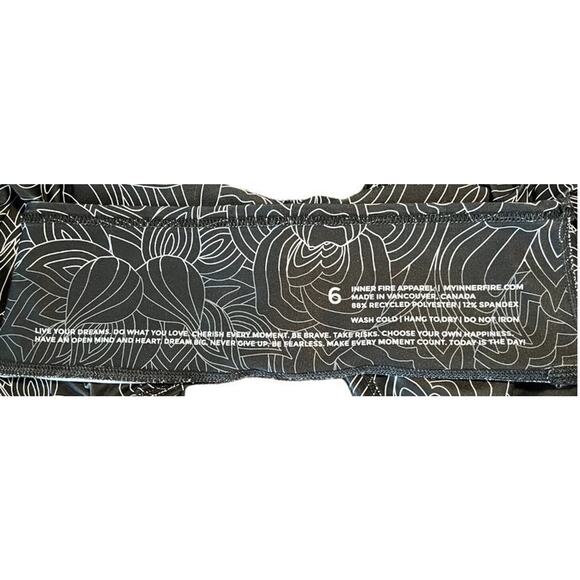 Inner Fire Apparel Crop Yoga Leggings Size 6 Black & White Floral Lotus Workout - Picture 5 of 6